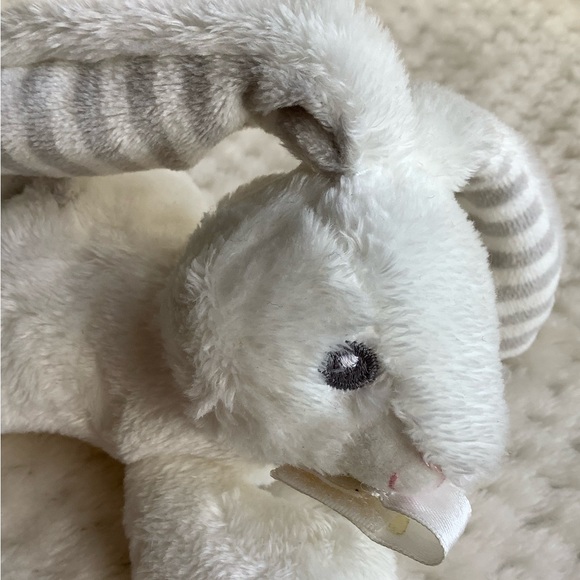 RaZbaby Plush Bunny Rabbit Pacifier Soother Holder Stuffed Animal Toy 2018 - Picture 6 of 11